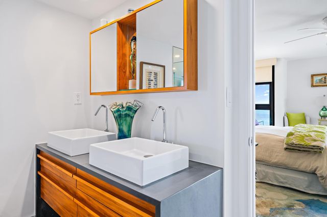 5510 N Ocean Drive 11b, Singer Island, FL 33404