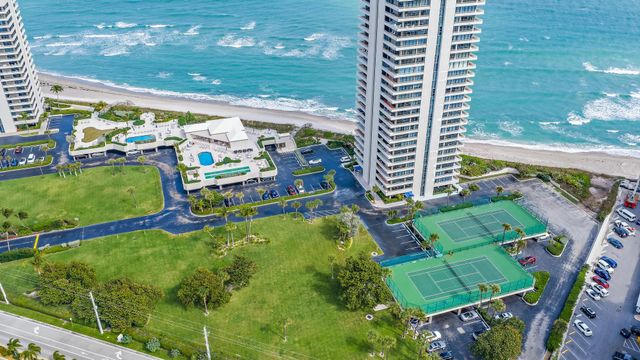 5510 N Ocean Drive 11b, Singer Island, FL 33404