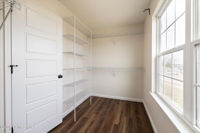 107 Greenwell, Lebanon Junction, KY 40150