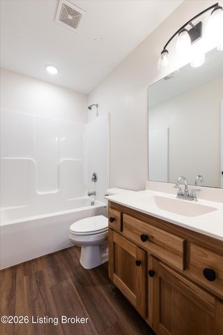 107 Greenwell, Lebanon Junction, KY 40150