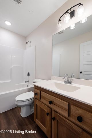 107 Greenwell, Lebanon Junction, KY 40150