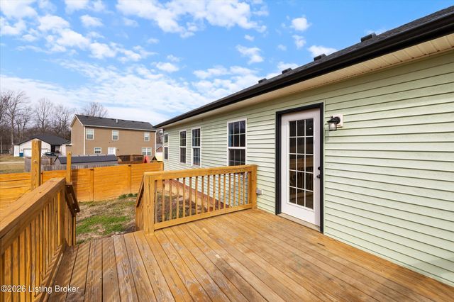 107 Greenwell, Lebanon Junction, KY 40150