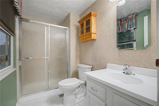 160 Caraway Drive, Springboro, OH 45066