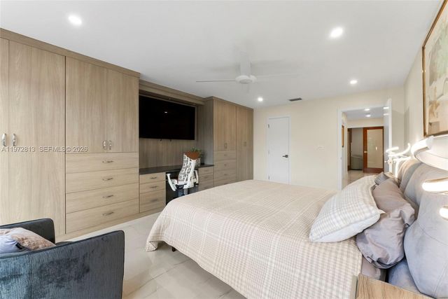 76 Isle Of Venice Drive H, Fort Lauderdale, FL 33301