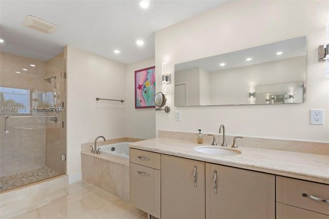 76 Isle Of Venice Drive H, Fort Lauderdale, FL 33301