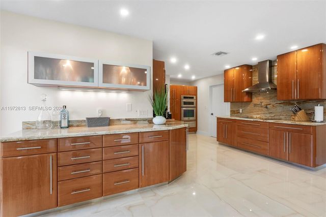 76 Isle Of Venice Drive H, Fort Lauderdale, FL 33301