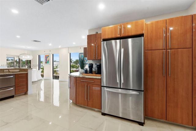 76 Isle Of Venice Drive H, Fort Lauderdale, FL 33301