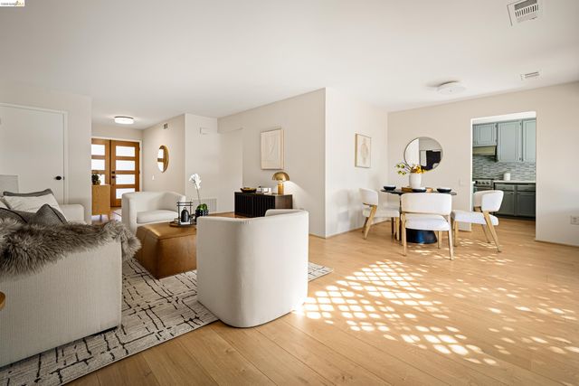 10 Clear Water Ct, Richmond, CA 94803