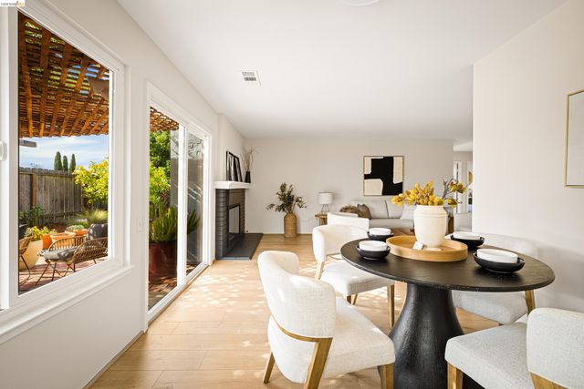 10 Clear Water Ct, Richmond, CA 94803