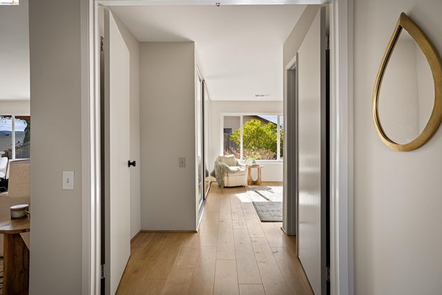 10 Clear Water Ct, Richmond, CA 94803