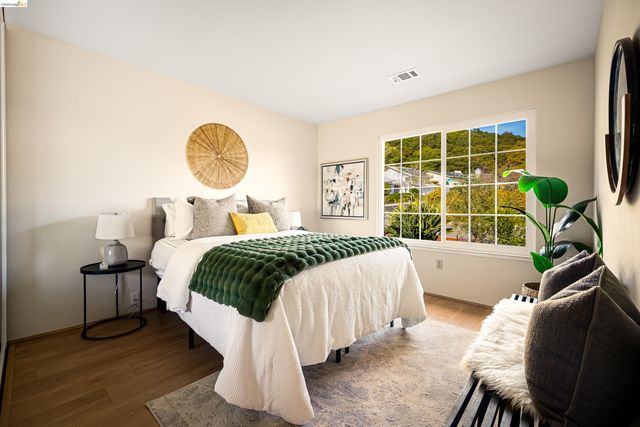 10 Clear Water Ct, Richmond, CA 94803