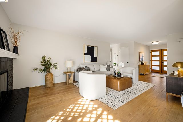 10 Clear Water Ct, Richmond, CA 94803