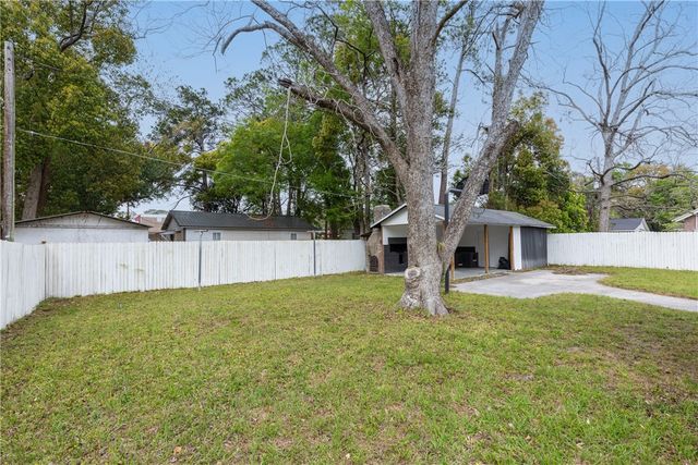 619 Oakwood Ave, Waycross, GA 31501