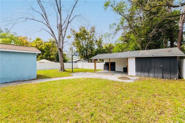 619 Oakwood Ave, Waycross, GA 31501