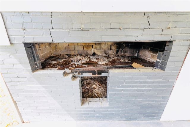 619 Oakwood Ave, Waycross, GA 31501