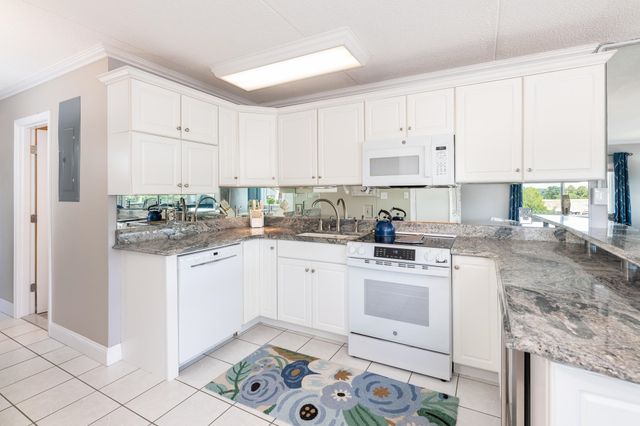 1152 Weirs Blvd Unit 7, Laconia, NH 03246