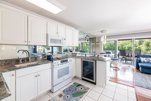 1152 Weirs Blvd Unit 7, Laconia, NH 03246