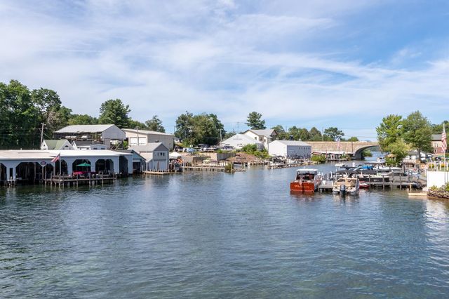 1152 Weirs Blvd Unit 7, Laconia, NH 03246