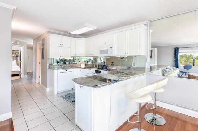 1152 Weirs Blvd Unit 7, Laconia, NH 03246