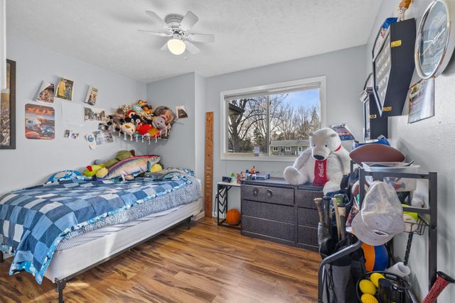 2009 Parkside Dr SW, Minot, ND 58701