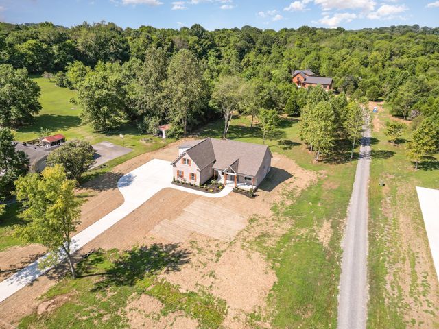412 Harsh Ln, Castalian Springs, TN 37031