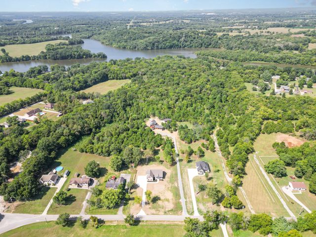 412 Harsh Ln, Castalian Springs, TN 37031