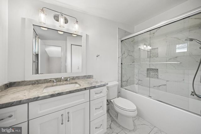 7113 CAROL LN, Falls Church, VA 22042
