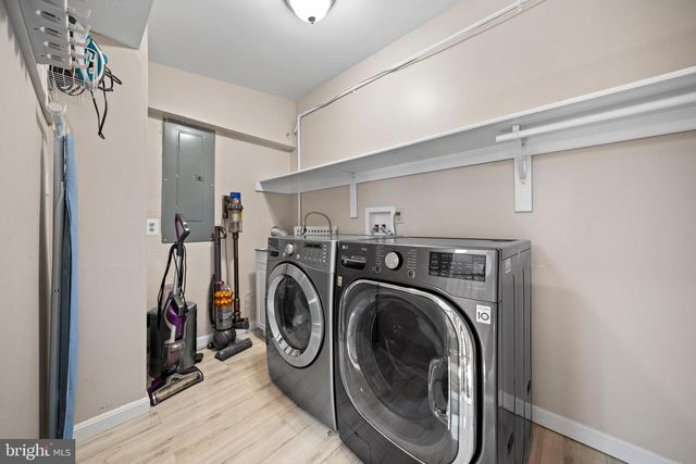7113 CAROL LN, Falls Church, VA 22042