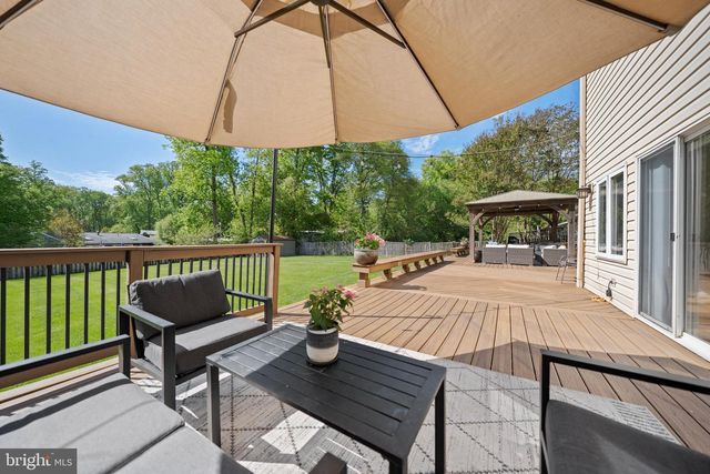7113 CAROL LN, Falls Church, VA 22042