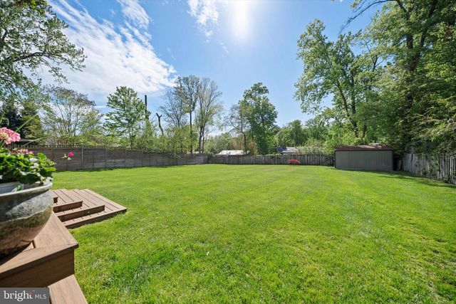 7113 CAROL LN, Falls Church, VA 22042