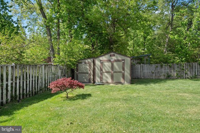 7113 CAROL LN, Falls Church, VA 22042