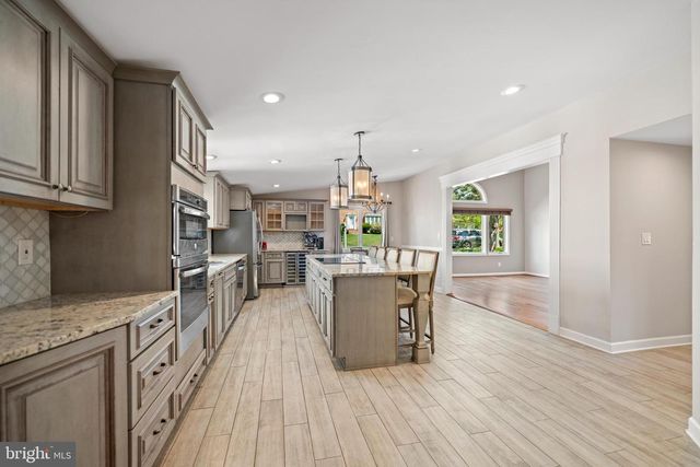 7113 CAROL LN, Falls Church, VA 22042