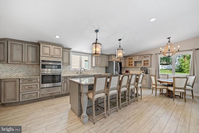 7113 CAROL LN, Falls Church, VA 22042