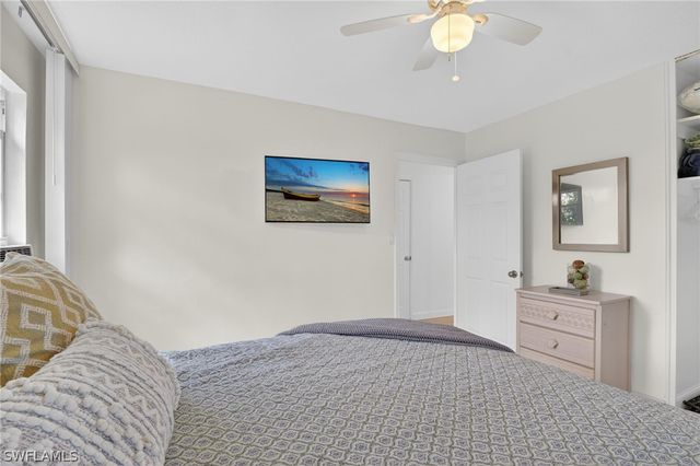 1189 6th LN N, Naples, FL 34102