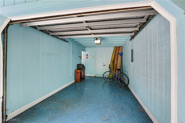 1189 6th LN N, Naples, FL 34102