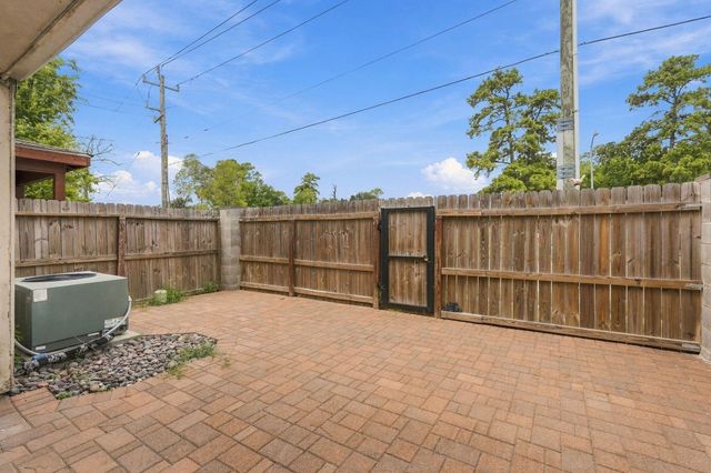 7391 Antoine Drive, Houston, TX 77088