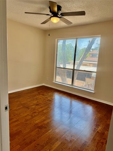 2010 Westkendal Lane, Arlington, TX 76015
