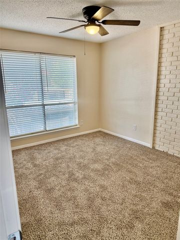 2010 Westkendal Lane, Arlington, TX 76015