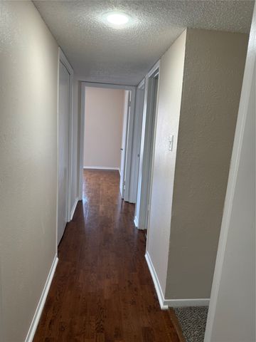 2010 Westkendal Lane, Arlington, TX 76015