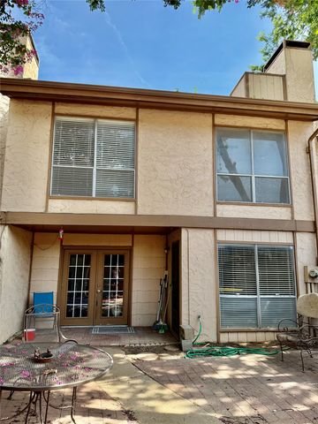 2010 Westkendal Lane, Arlington, TX 76015