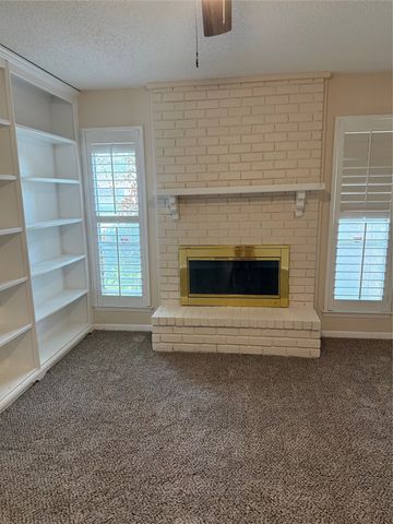 2010 Westkendal Lane, Arlington, TX 76015