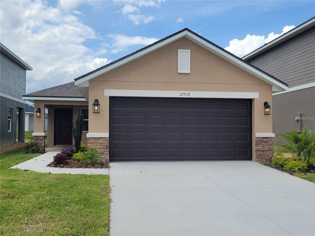 9443 HIGHLAND HILLS DR STREET, Hudson, FL 34667