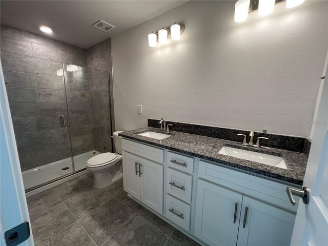 9443 HIGHLAND HILLS DR STREET, Hudson, FL 34667