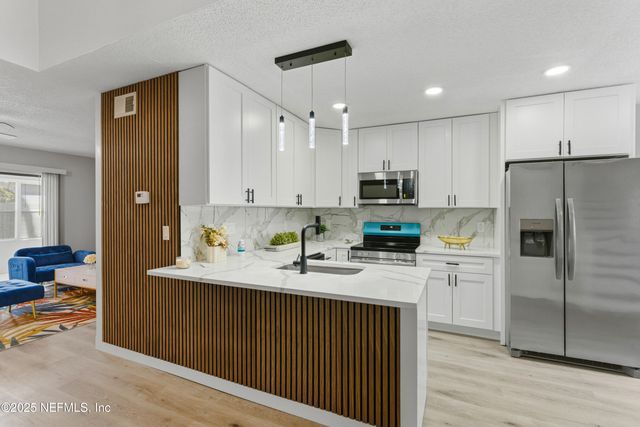 5664 BRYNER Drive, Jacksonville, FL 32244