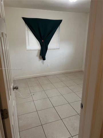 890 NW 22nd Ct 890, Miami, FL 33125