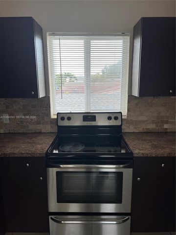 890 NW 22nd Ct 890, Miami, FL 33125