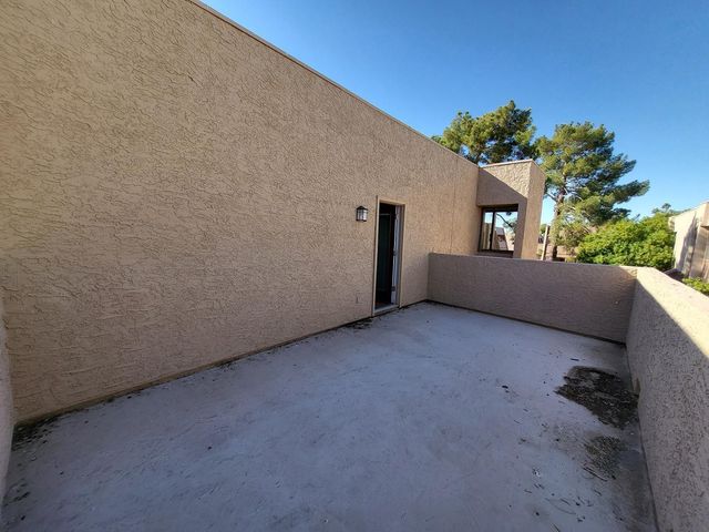 1320 S McKemy Street, Tempe, AZ 85281