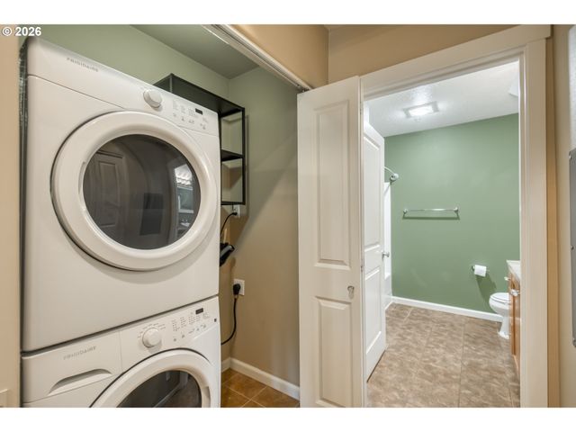 22804 Sw FOREST CREEK Dr, Sherwood, OR 97140