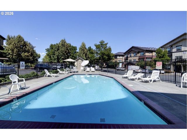 22804 Sw FOREST CREEK Dr, Sherwood, OR 97140