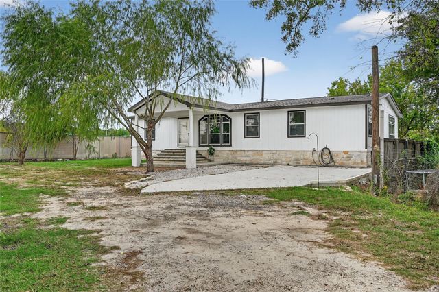 9623 Meadowvine Drive, Houston, TX 77044